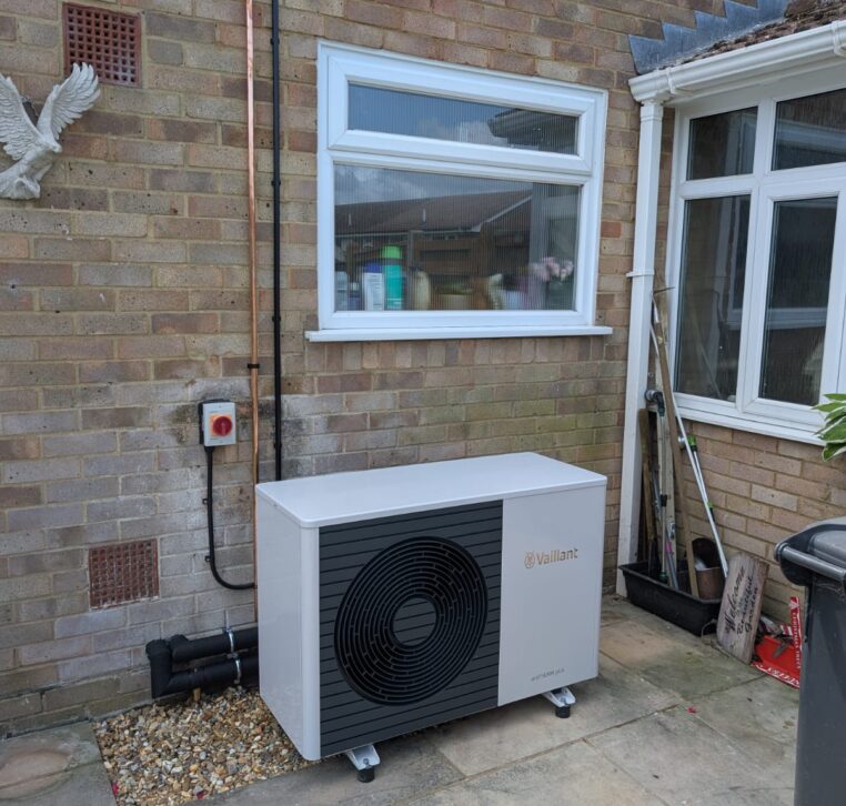 Air Source Heat Pump & Heat Pump Cylinder Install in Herstmonceux